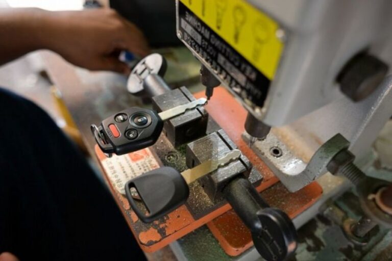 Car Key Replacement and Duplication Smiths Falls