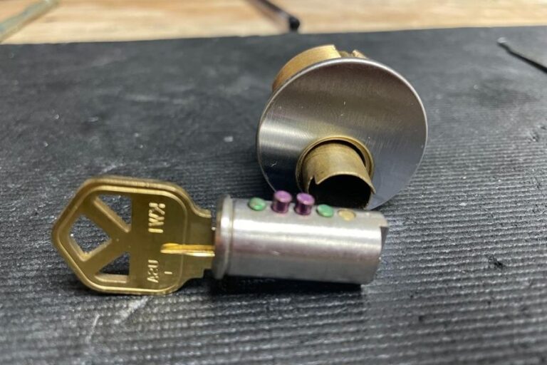 Commercial Lock Rekeying and Key Duplication Almonte