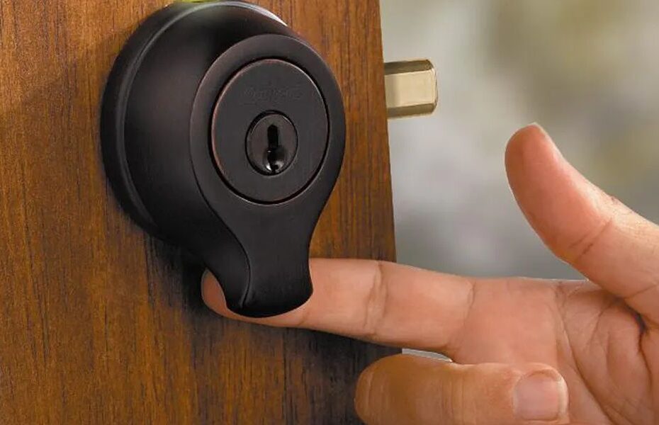 Can a Locksmith Make a Key from a Lock - Doorman Locksmith Kingston (1)